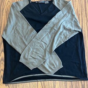 Jhane Barnes V-Neck Sweater in Black and Gray